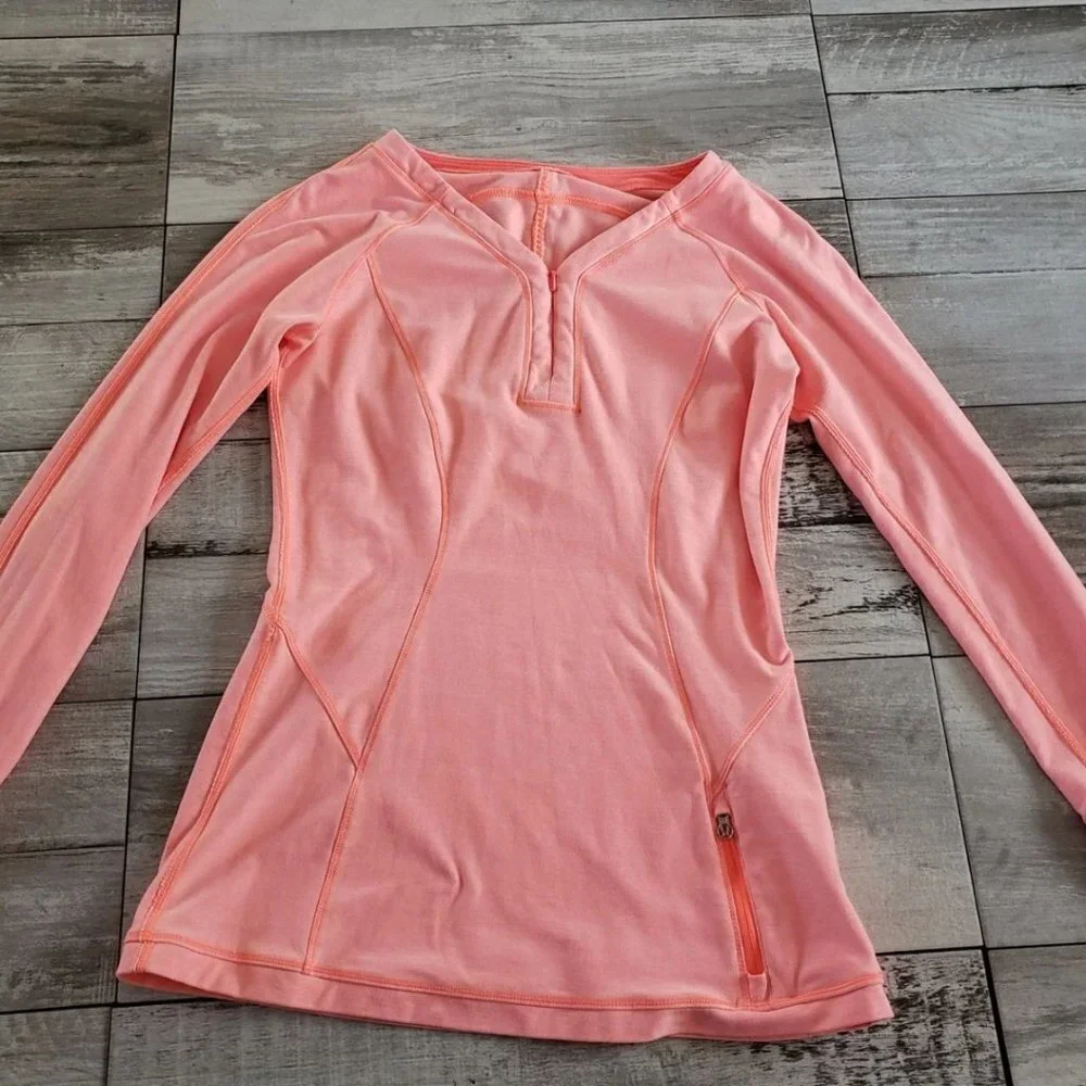 lululemon athletica excellent size